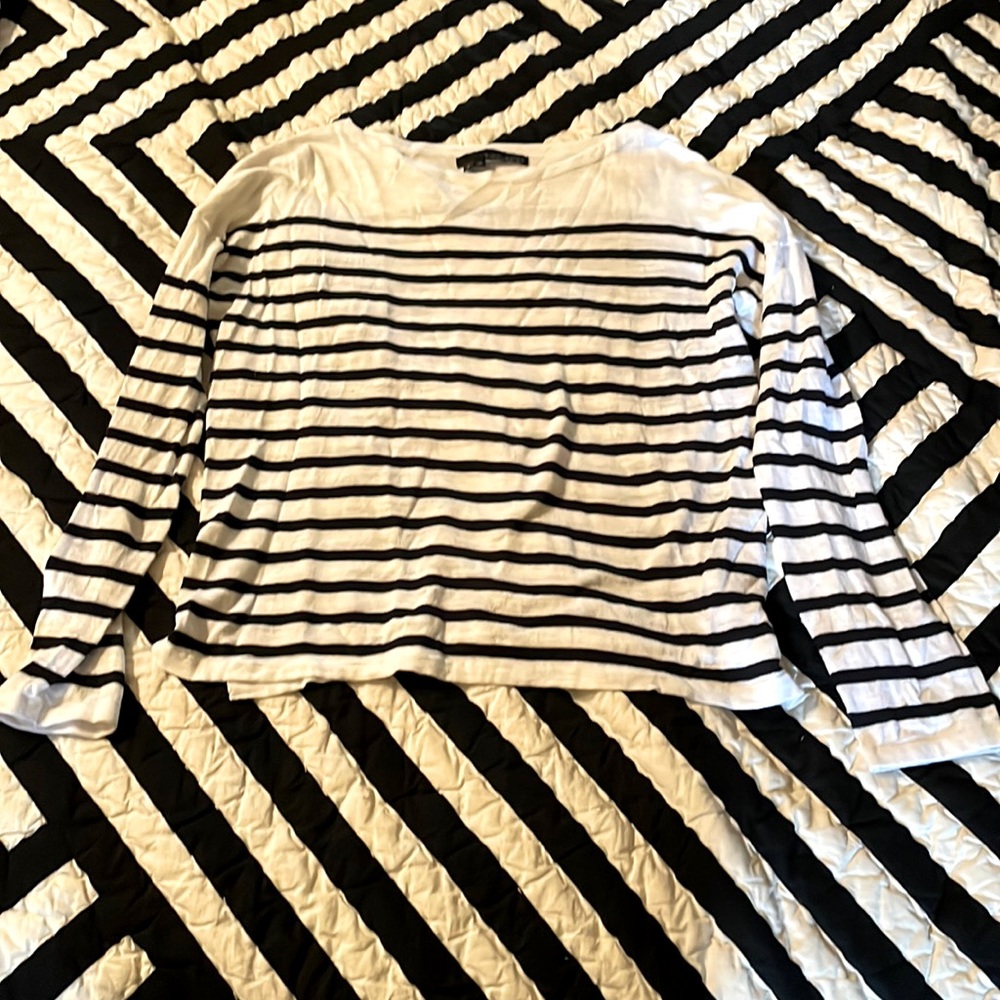 Lightweight Drop Shoulder Striped 360 Sweater Siz… - image 1